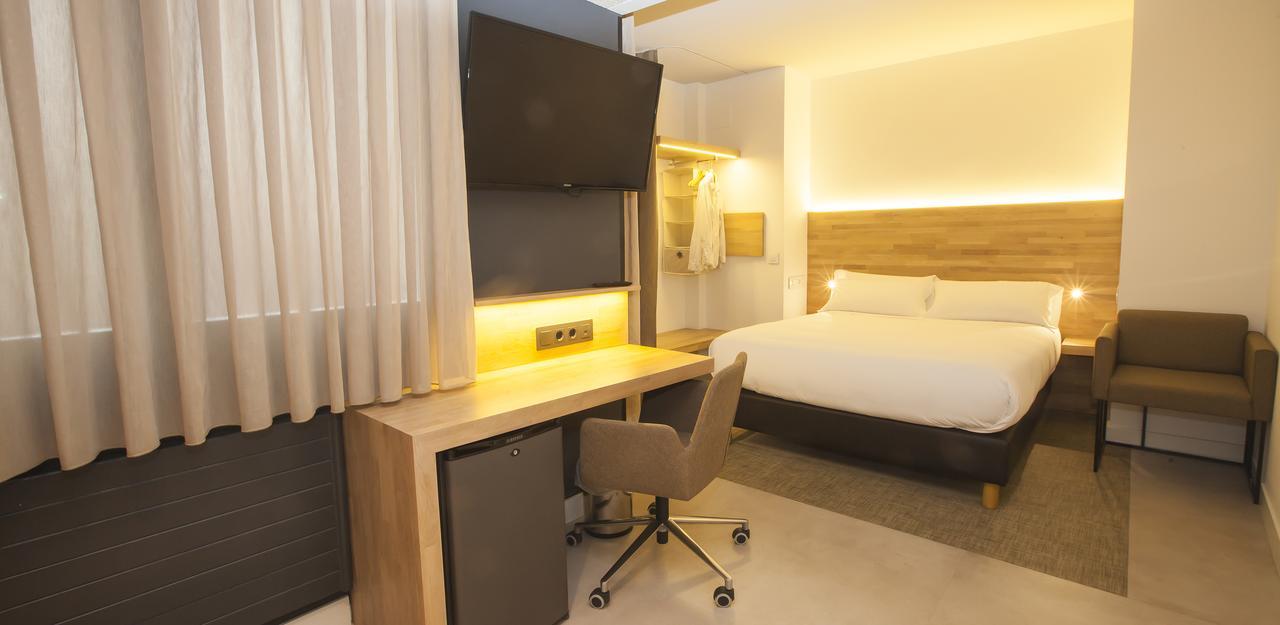 Hotel A Pamplona Eksteriør billede