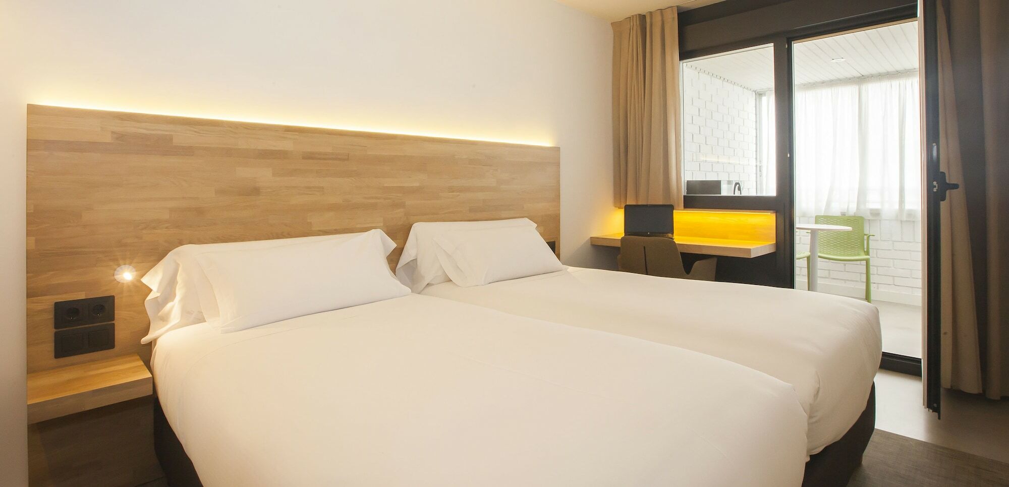 Hotel A Pamplona Eksteriør billede